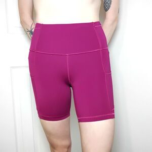 Lululemon Fast and Free Short 6" *Non-Reflective Size 4 Deep Fuschia